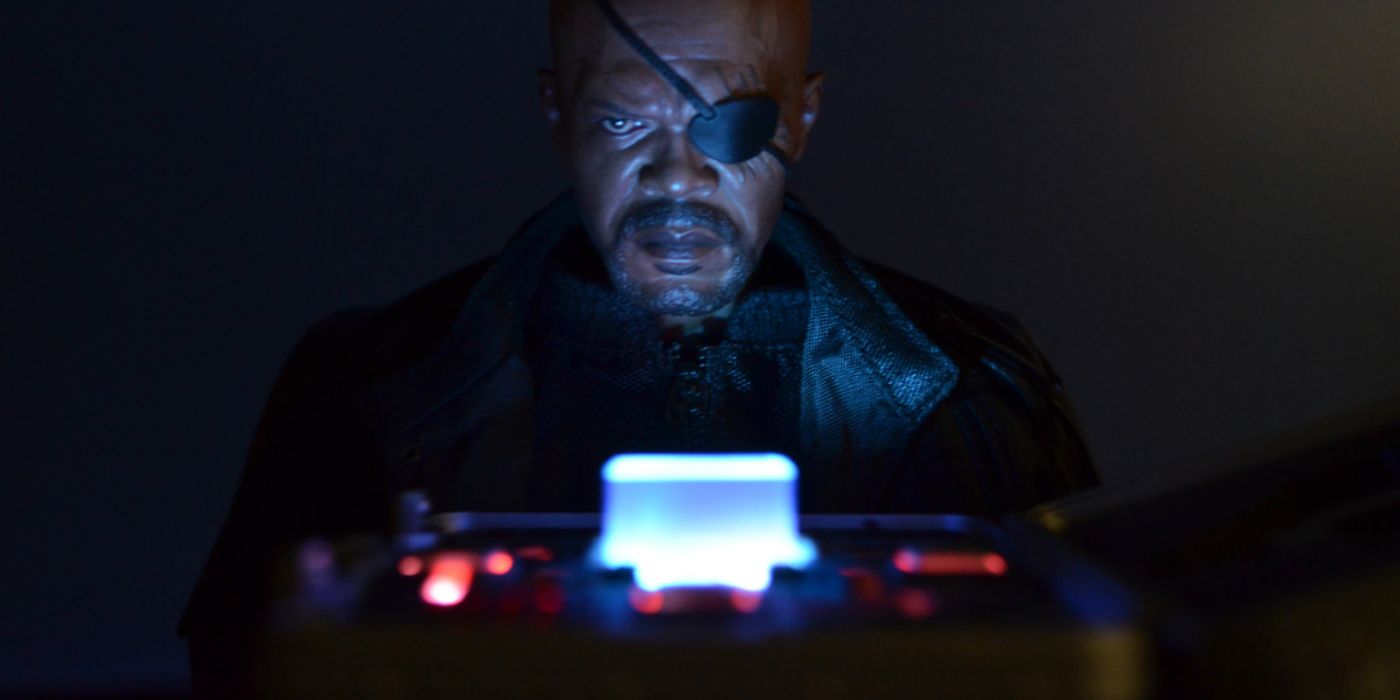 Samuel L Jackson Confirms Tesseract Appears in Captain Marvel