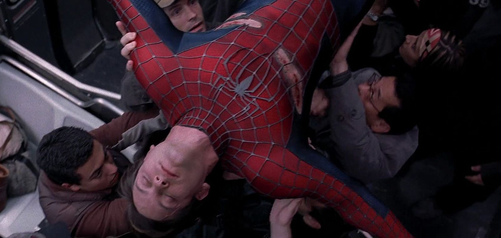 Spider-Man-2-Subway-Scene.jpg