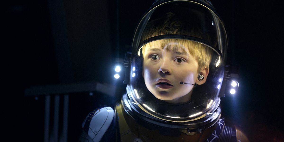 lost in space netflix action figures