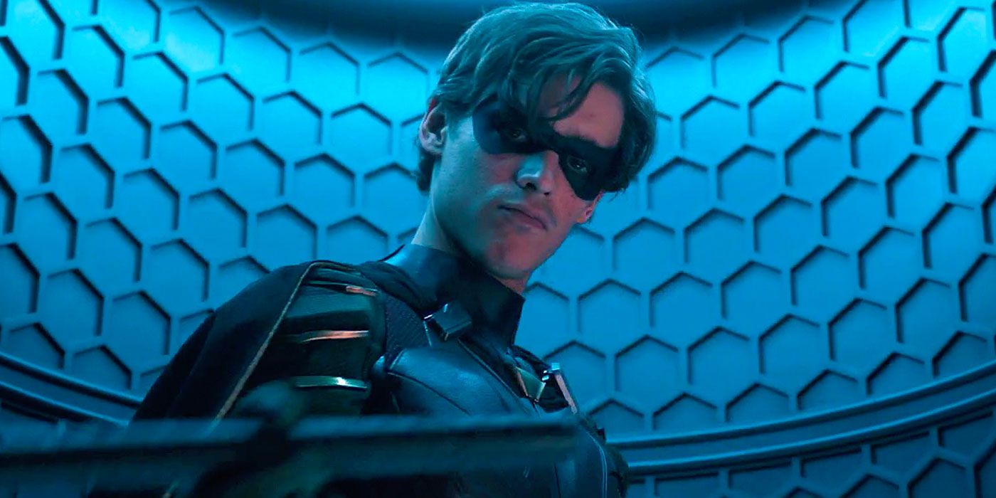 Titans Brenton Thwaites Confirms Nightwing Debut For Season 2
