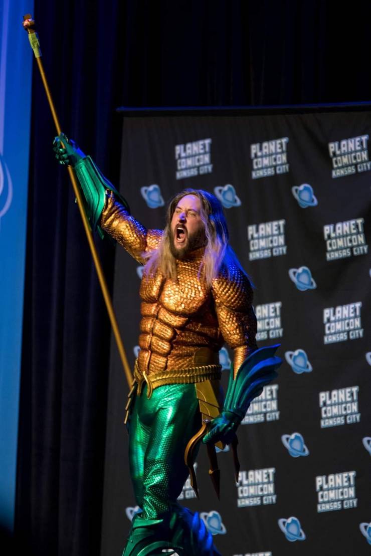 10 Awesome Aquaman Cosplay That Look Just Like The Comics 11 Aquaman Cosplay By Dirtbag Cosplay