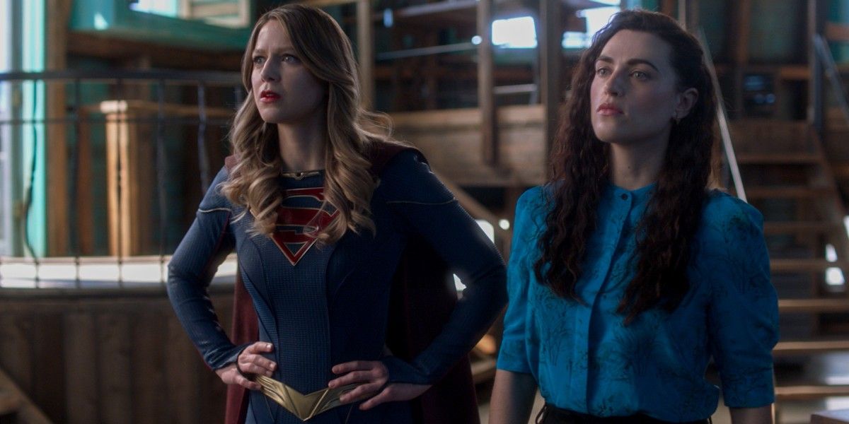 The Cw S Supergirl Kara Faces Off With Andrea Rojas In Exclusive Clip