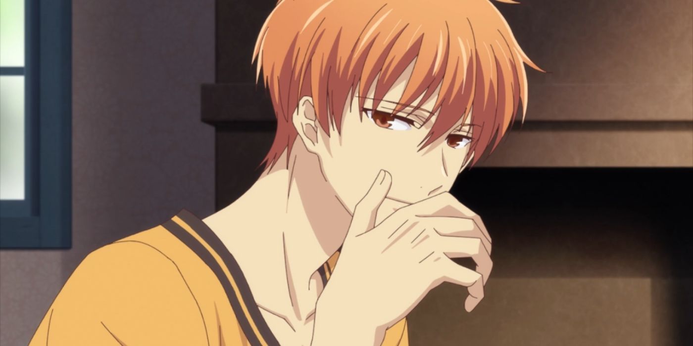 Kyo Sohma smiling with chin on hand in Fruits Basket