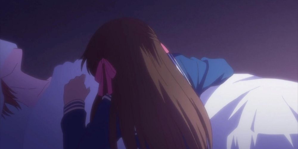 Tohru Honda crying on her mom Kyo in hospital bed in Fruits Basket